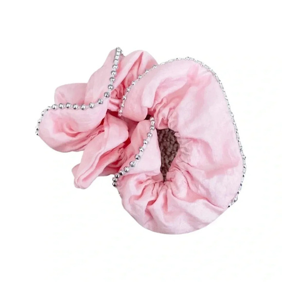 7-Pc Y2K Hair Accessory Bundle — Satin Bow Barrettes, Red Ruched Banana Clip - Picture 7 of 15